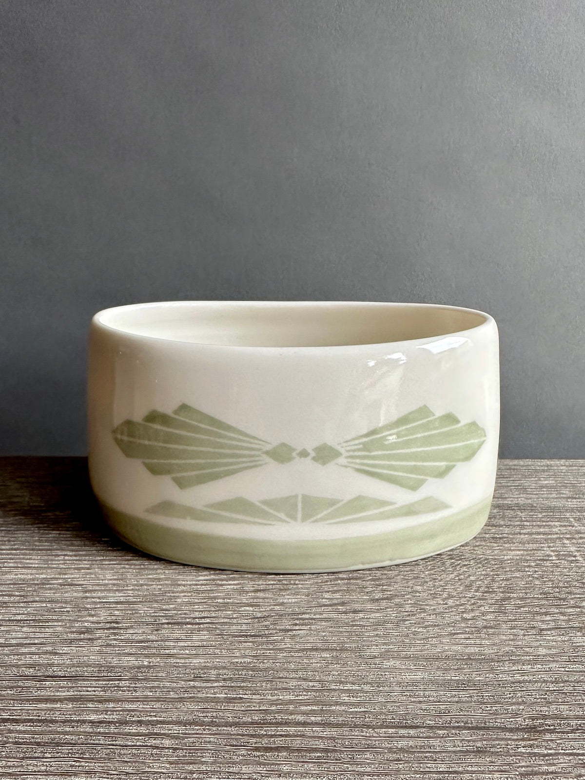 White and Sage Art Deco Oval
